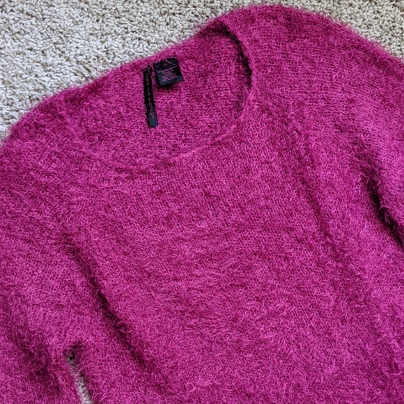 HEART~n~CRUSH FURRY SWEATER - Picture 4 of 9